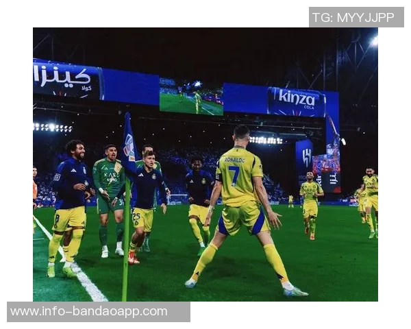 风云突变利雅得胜利门将扳平后与内维斯发生冲突被红牌罚下